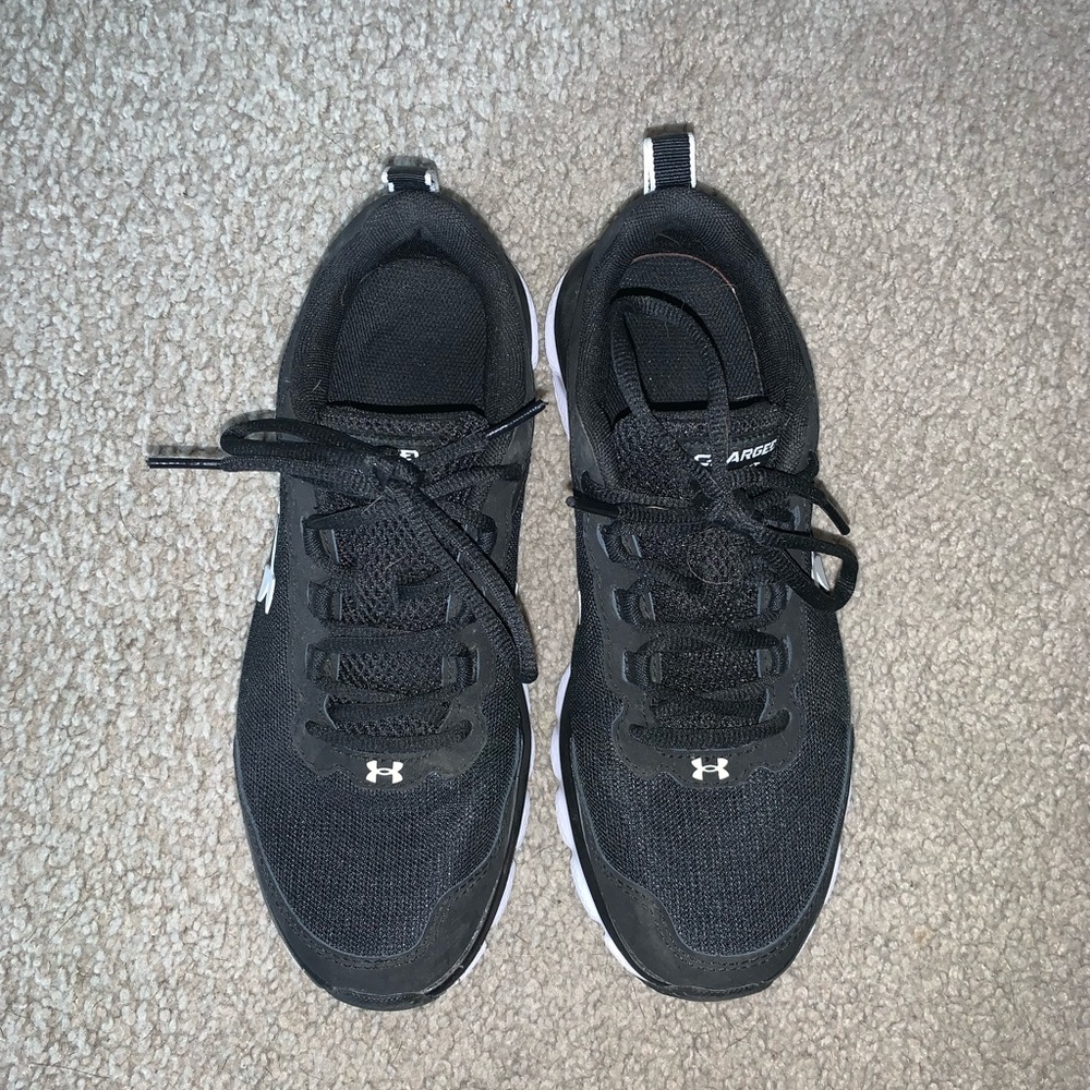 Under Armour Running Shoes - Picture 3 of 5